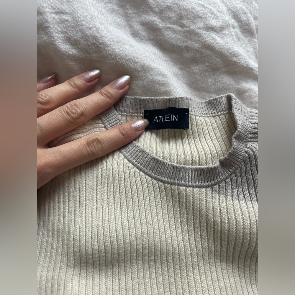 Atlein Sweater - Picture 2 of 4